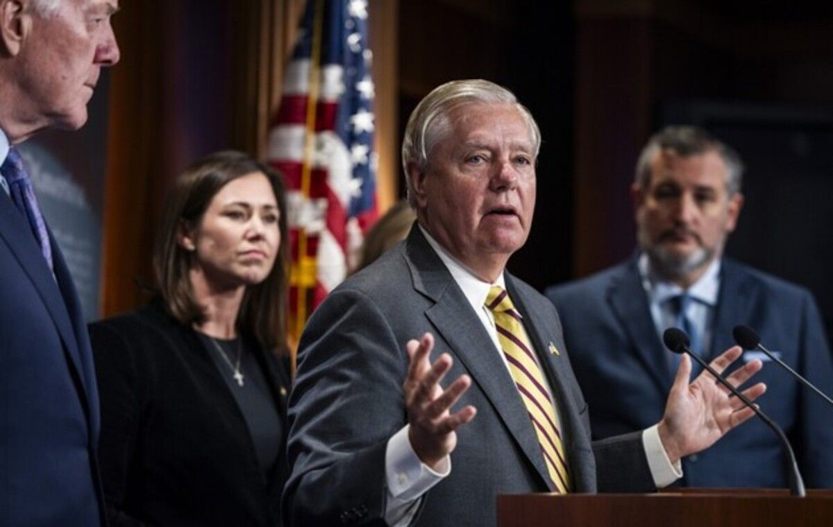 Грэм мог привезти Зеленскому месседж от Трампа: какова настоящая цель его визита Грэм мог привезти Зеленскому месседж от Трампа: какова настоящая цель его визита