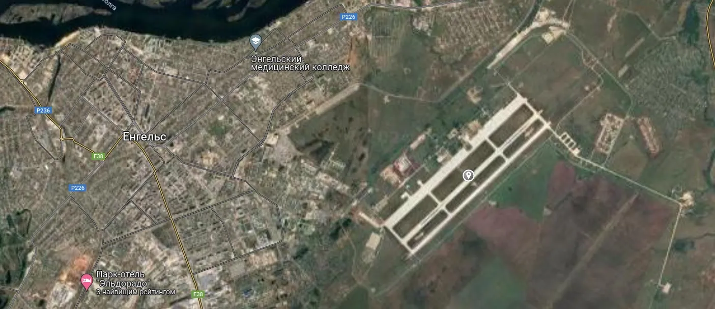 Аеродром Енгельс Аеродром Енгельс