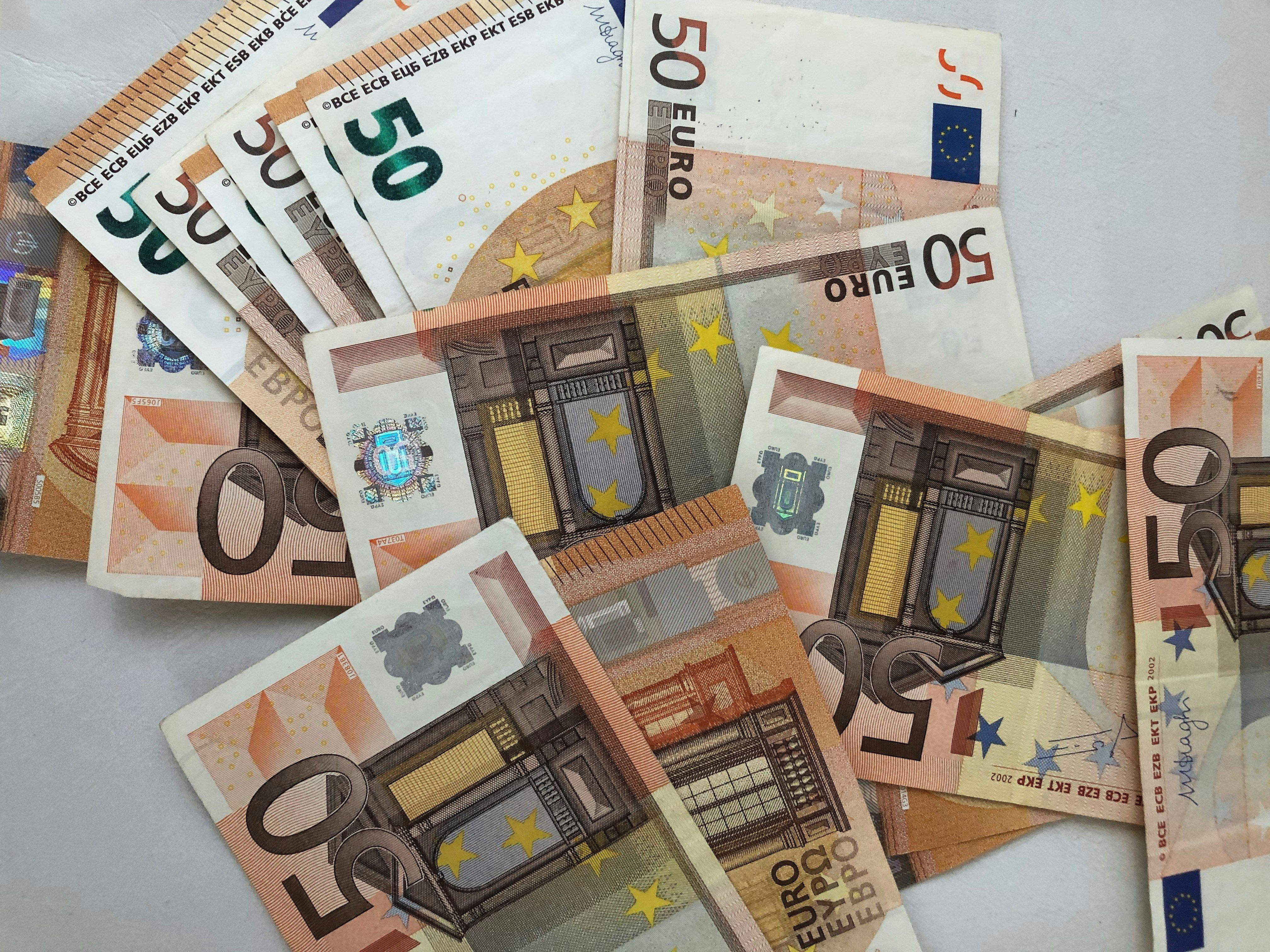 Выплаты в Германии - украинским мужчинам отменят денежную поддержку за рубежом