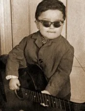 Виктор Павлик. Фото с официального сайта артиста Виктор Павлик. Фото с официального сайта артиста