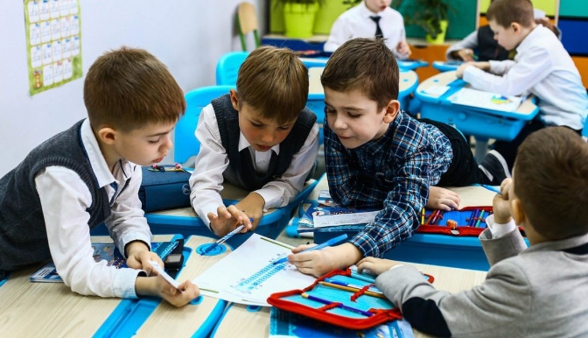 Наказание для учеников - Ликарчук предложил наказывать школьников за нарушения