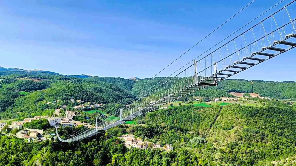 В Италии открылся самый высокий мост в Европе 