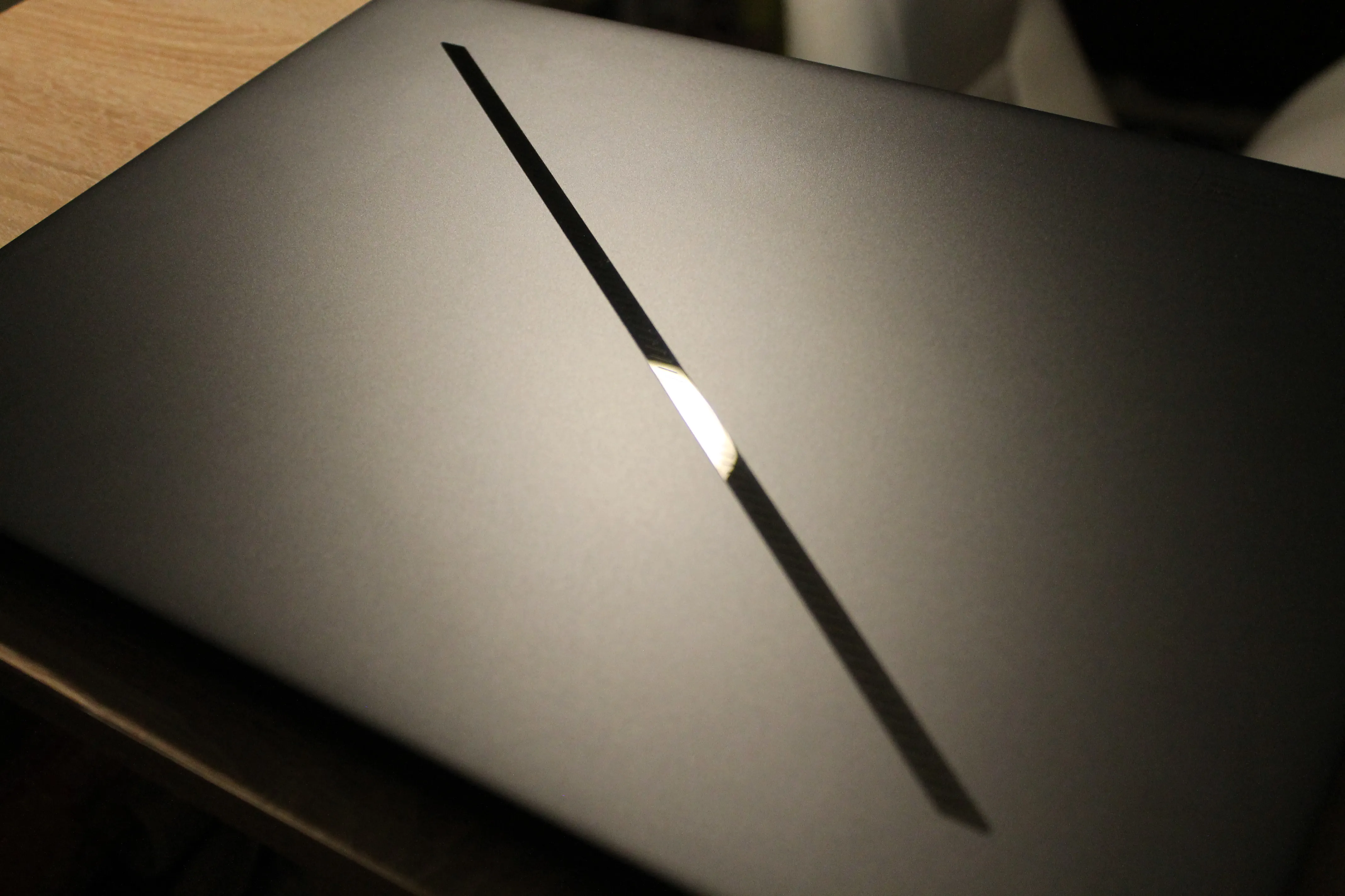 ASUS ROG Zephyrus G16 (2024) ASUS ROG Zephyrus G16 (2024)