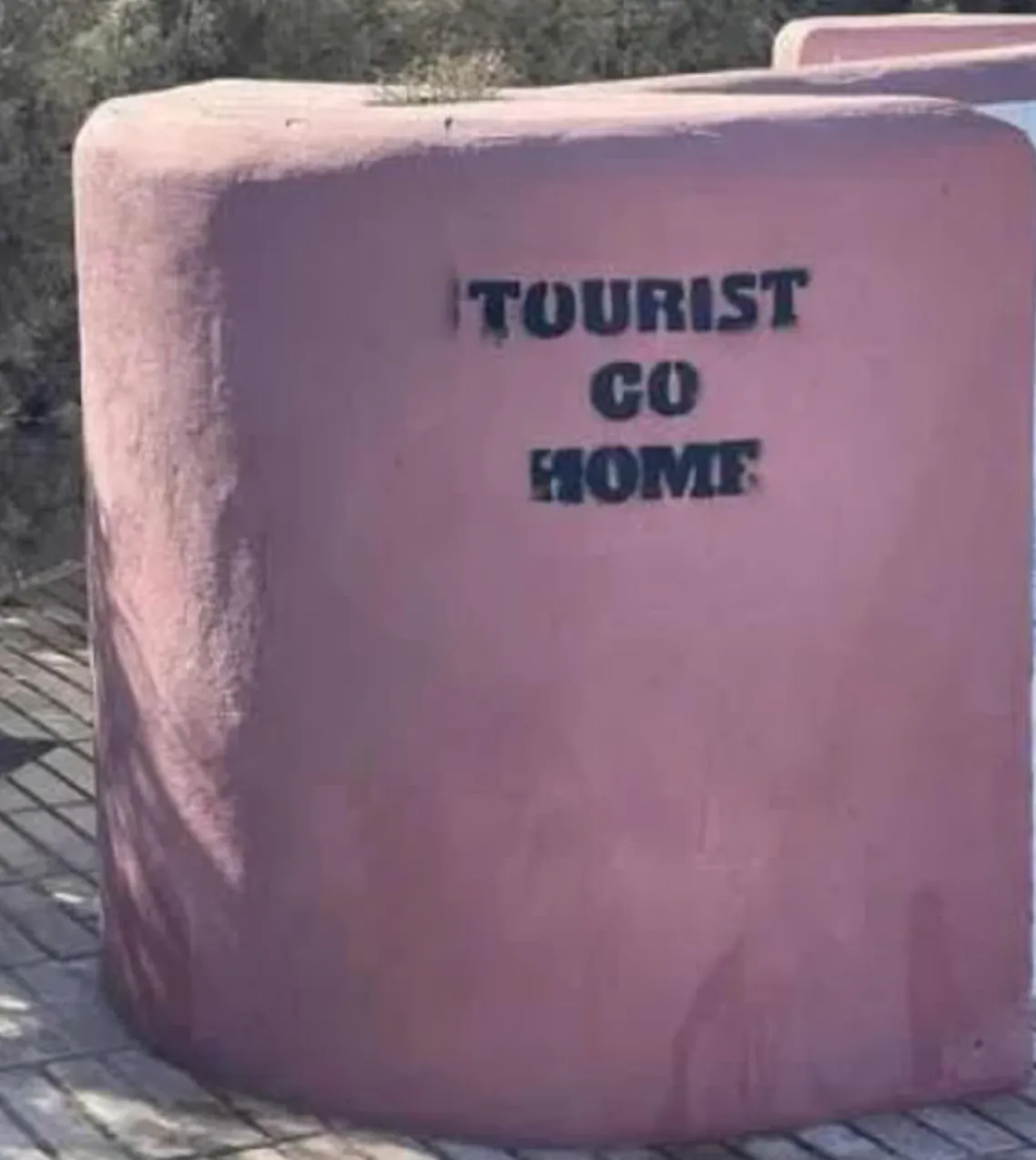 Іспанці влаштовують демонстрації, аби вказати туристам не приїжджати Іспанці влаштовують демонстрації, аби вказати туристам не приїжджати