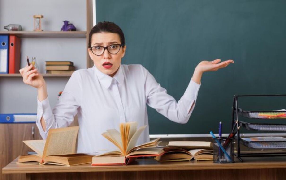 Зарплата учителя - Лисовой рассказал, повысят ли существенно зарплату педагогам Зарплата учителя - Лисовой рассказал, повысят ли существенно зарплату педагогам