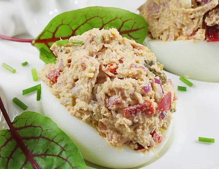 Как приготовить фаршированные яйца Как приготовить фаршированные яйца