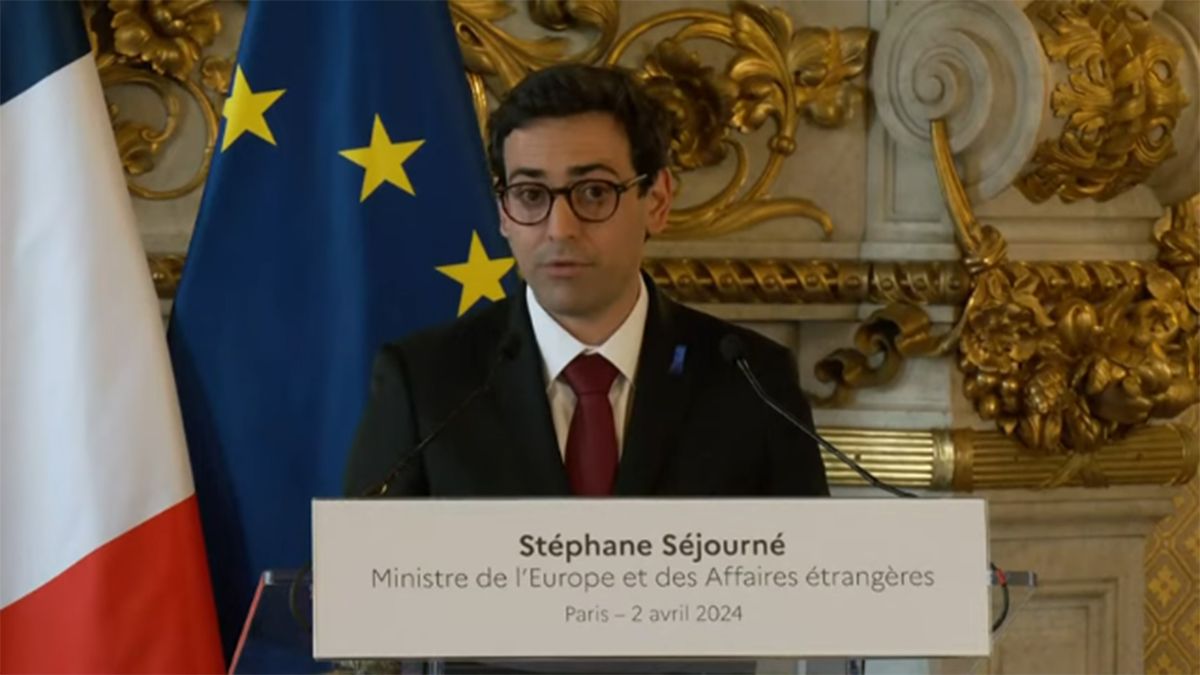 Удари по російських НПЗ - яка позиція Франції - 24 Канал Удари по російських НПЗ - яка позиція Франції - 24 Канал