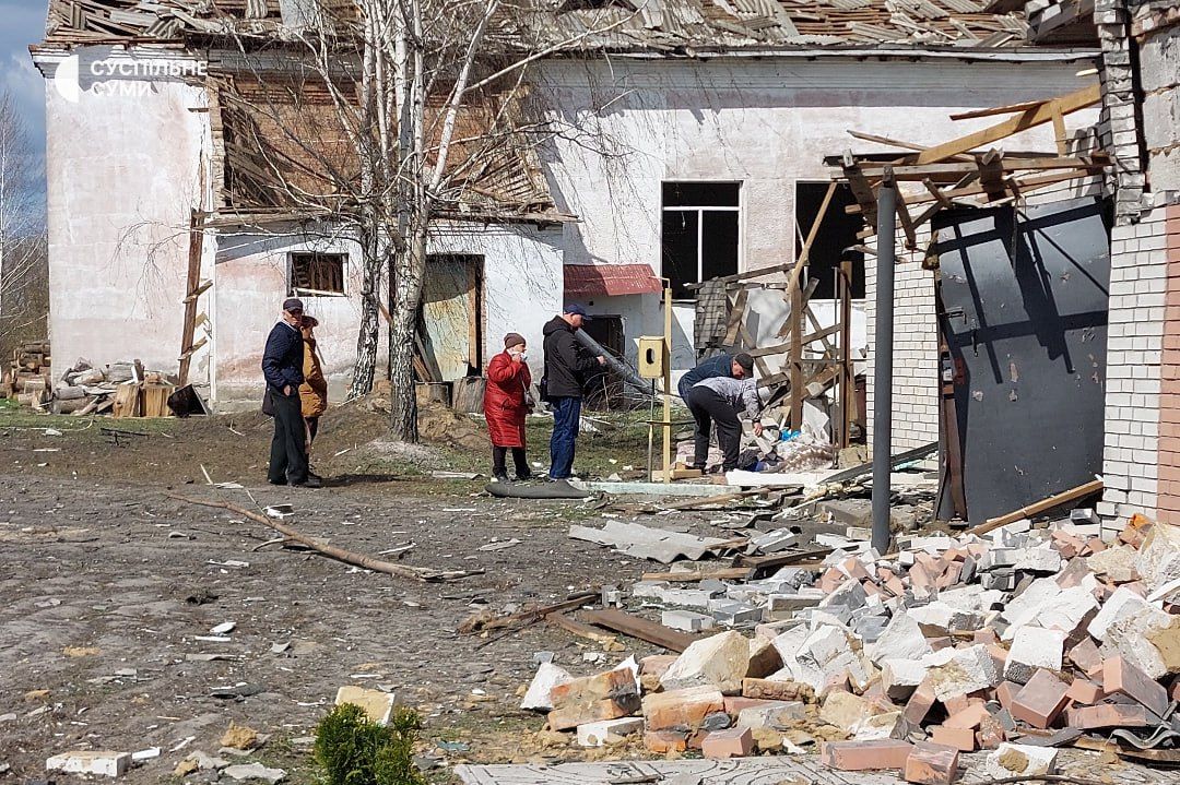 Росіяни завдали авіаудару по Сумщині 3 квітня