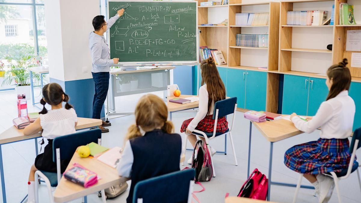 Навчання у школах Польщі - школярів у сусідній країні очікує чимало змін 
