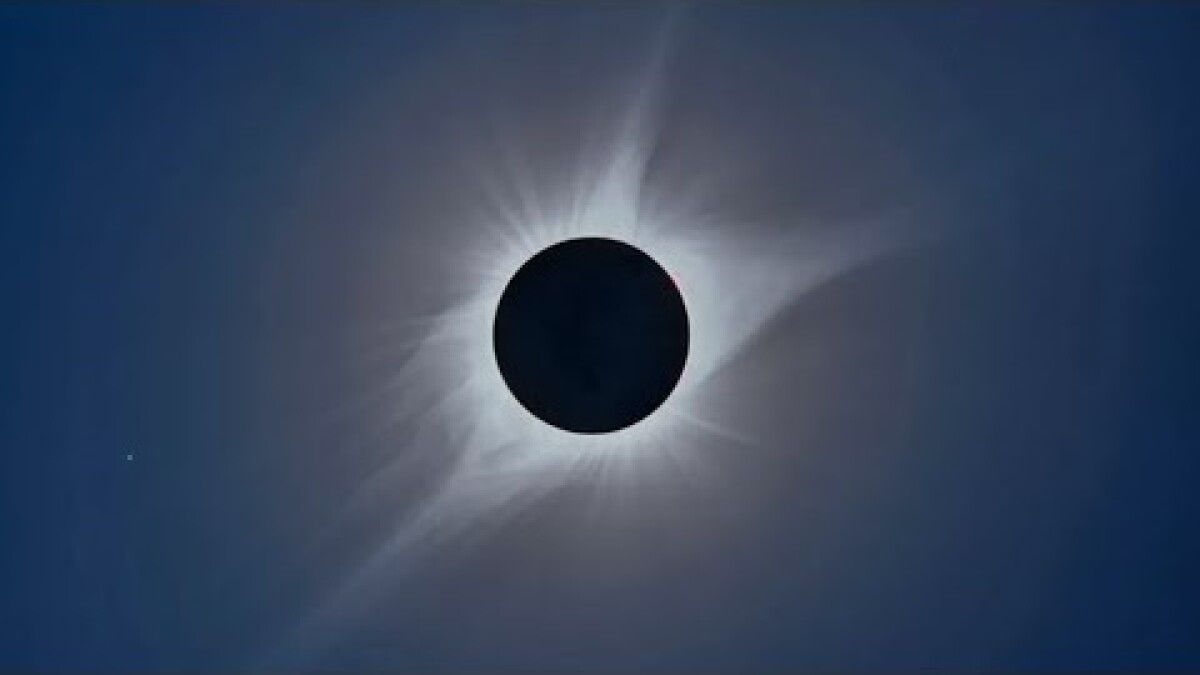 Онлайн-трансляція сонячного затемнення