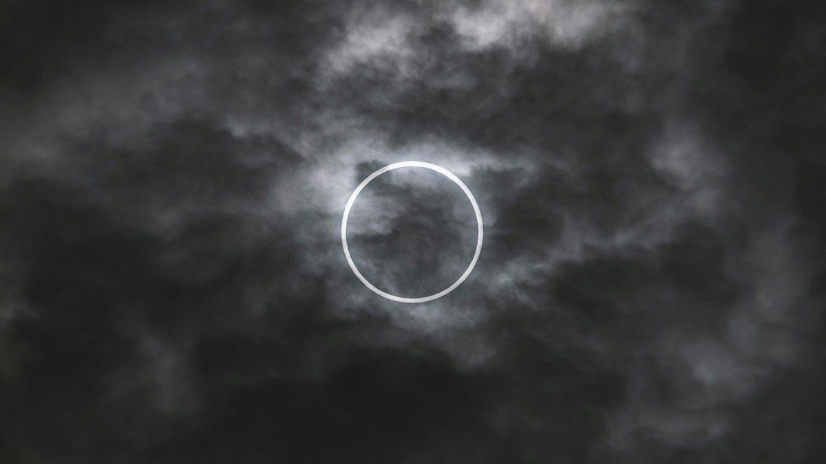 Ученые говорят, что солнечные затмения не создают особого вредного излучения Ученые говорят, что солнечные затмения не создают особого вредного излучения