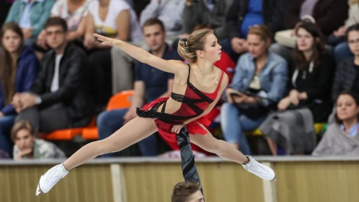 Фигуристка Алиса Ефимова рассказала, жалеет ли о побеге из России