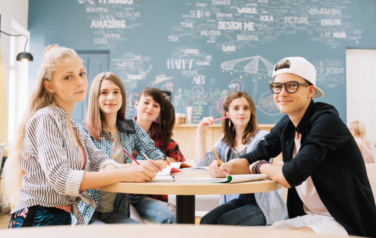 Зміни у вищій освіті - ЗВО отримуватимуть гроші від держави залежно від кількості студентів Зміни у вищій освіті - ЗВО отримуватимуть гроші від держави залежно від кількості студентів