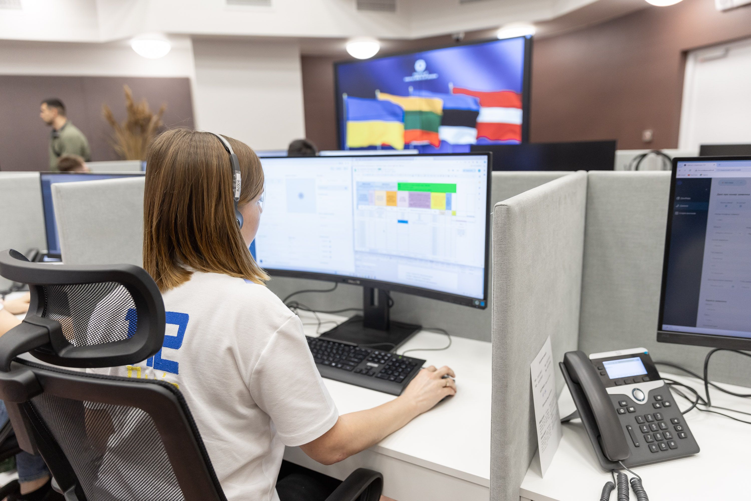 Навчання у час війни - Литва надасть значні кошти на металодетектори для українських шкіл Навчання у час війни - Литва надасть значні кошти на металодетектори для українських шкіл