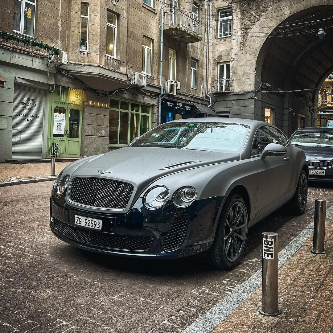 Bentley Continental Supersports помітили у Києві