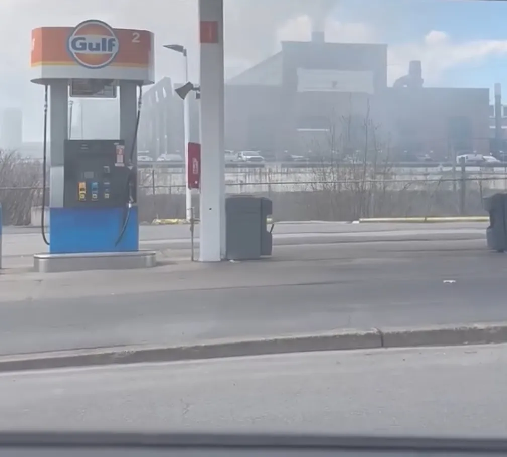 пожар на заводе США пожар на заводе США