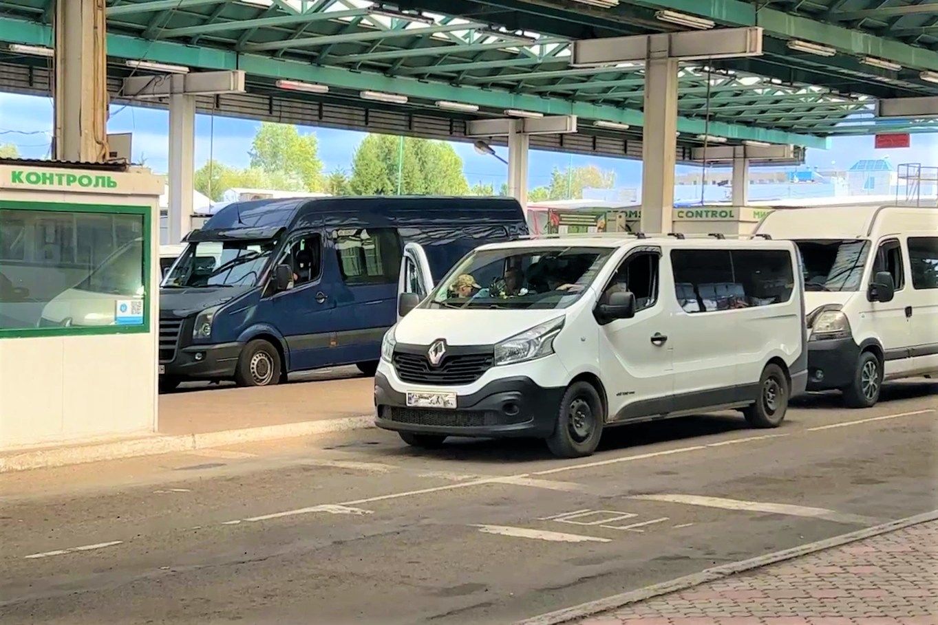 Мужчина вырвался от пограничников и сбежал в Венгрию Мужчина вырвался от пограничников и сбежал в Венгрию