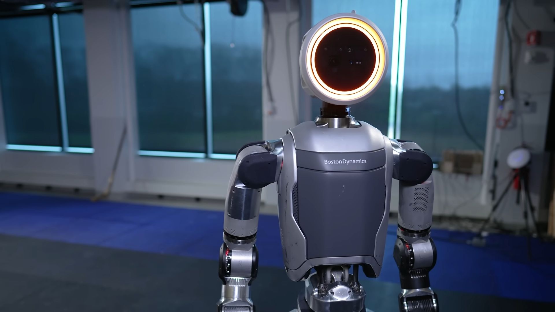 Новий робот Atlas від Boston Dynamics обіцяє стати кращим за свого скасованого попередника