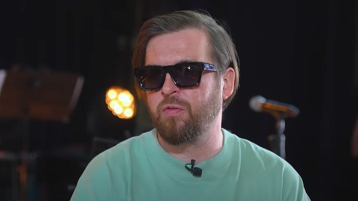 Лідер Без Обмежень прокоментував стосунки з піарницею - що між Сергієм та Юліаною