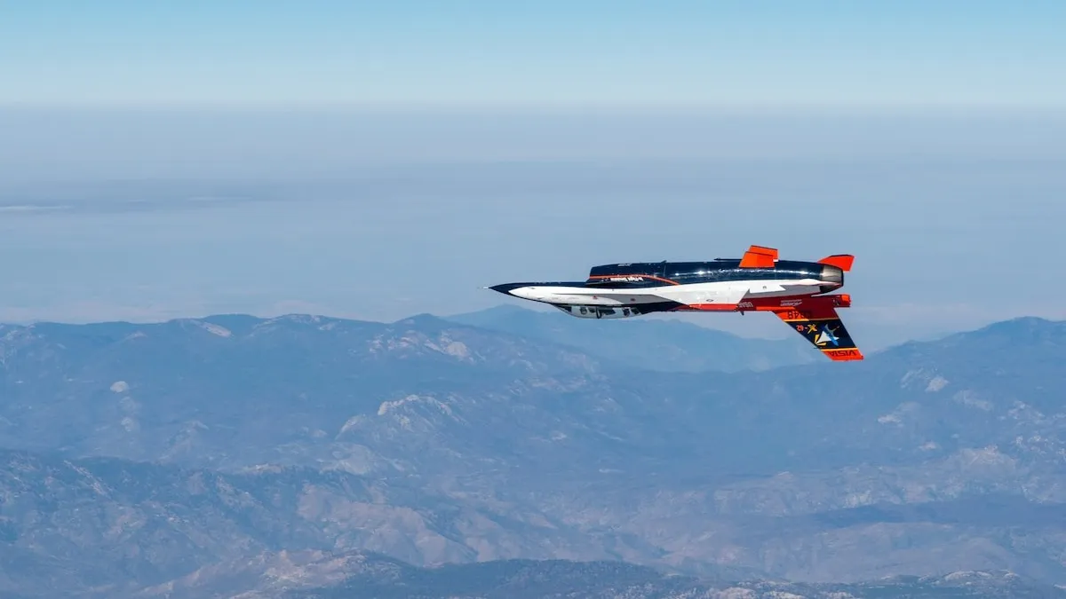 X-62A VISTA в полете
