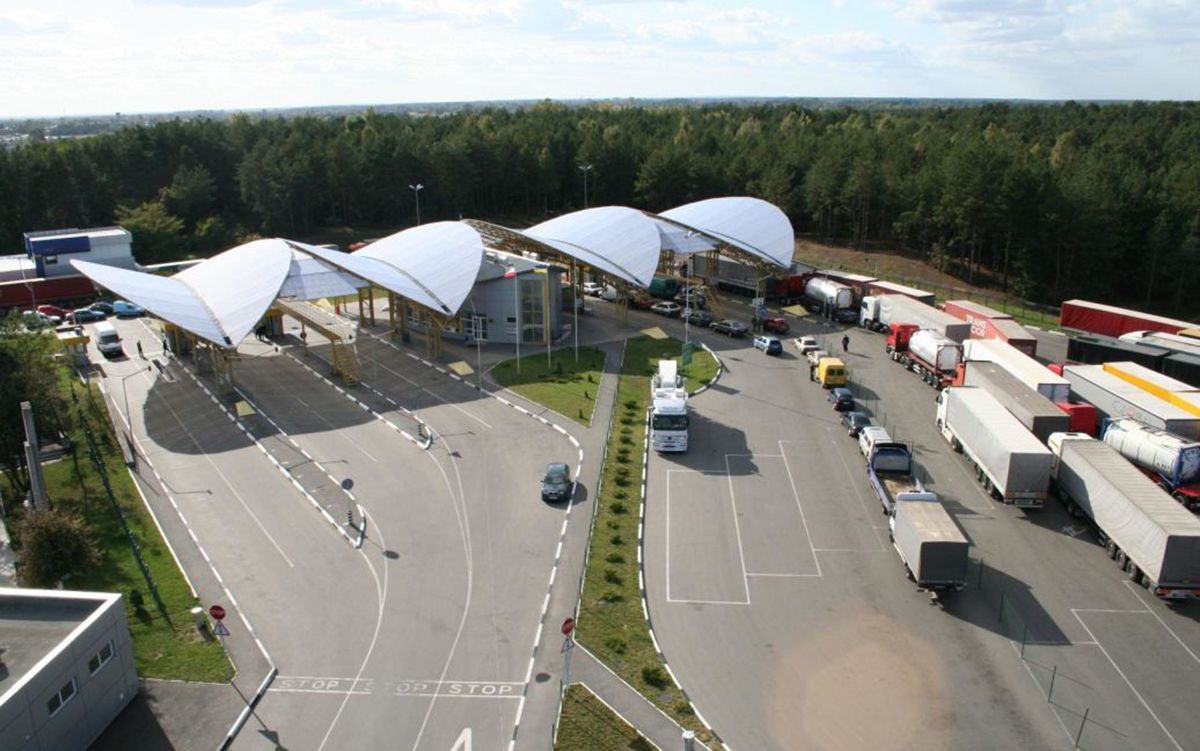 Пункт прокуску "Ягодин – Дорогуськ" відновив роботу Пункт прокуску "Ягодин – Дорогуськ" відновив роботу