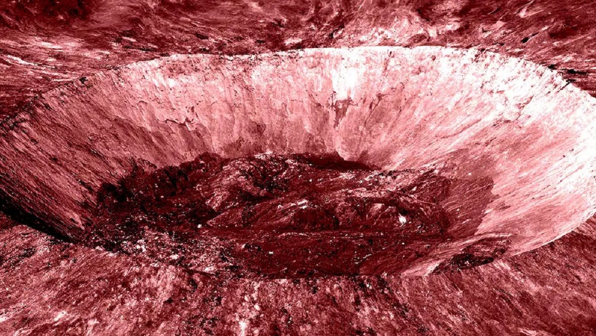 Кратер на Місяці Кратер на Місяці