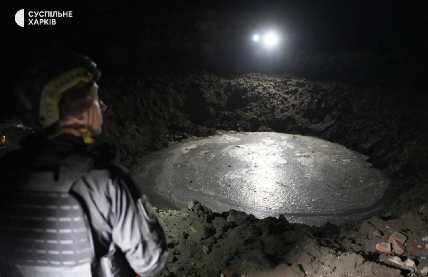 Росіяни влучили біля лікарні у Харкові - фото, що відомо Росіяни влучили біля лікарні у Харкові - фото, що відомо