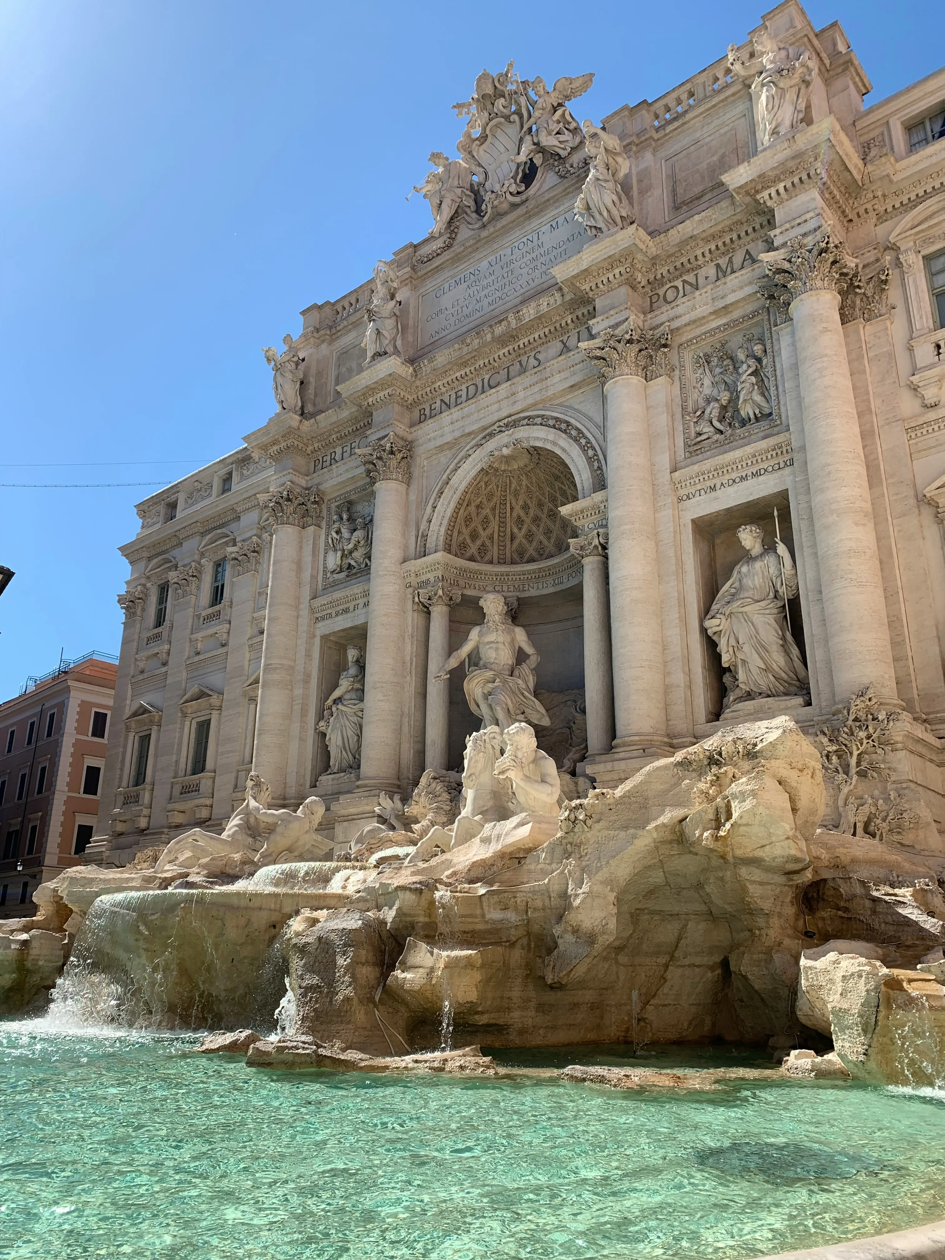 Фонтан Треві приваблює не лише туристів, але й злодіїв Фонтан Треві приваблює не лише туристів, але й злодіїв