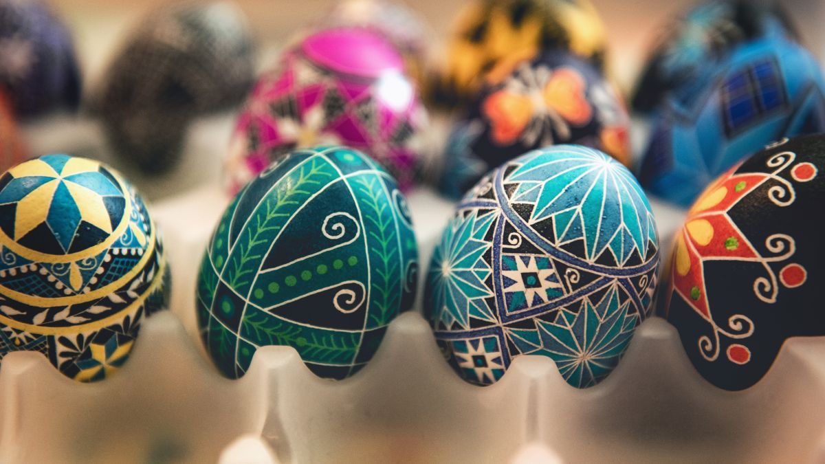 Пасхальная корзина в Украине и Польше Пасхальная корзина в Украине и Польше