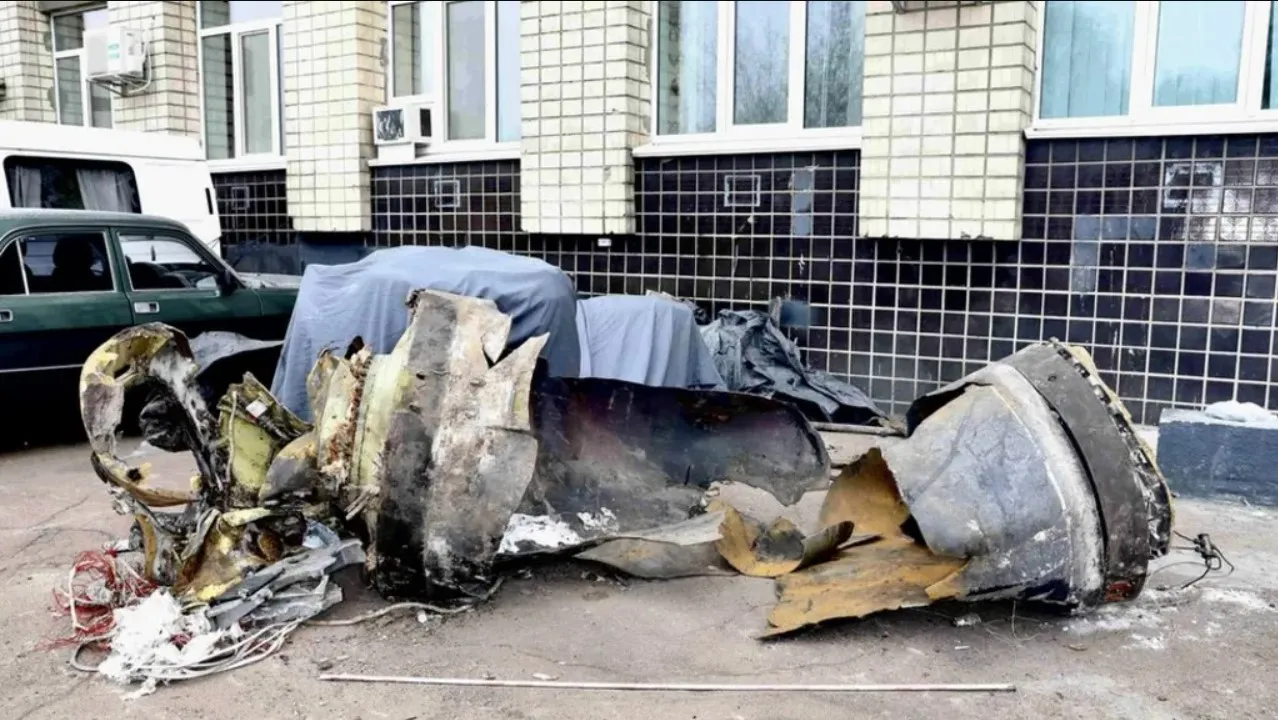 Уламки ракети КНДР Уламки ракети КНДР