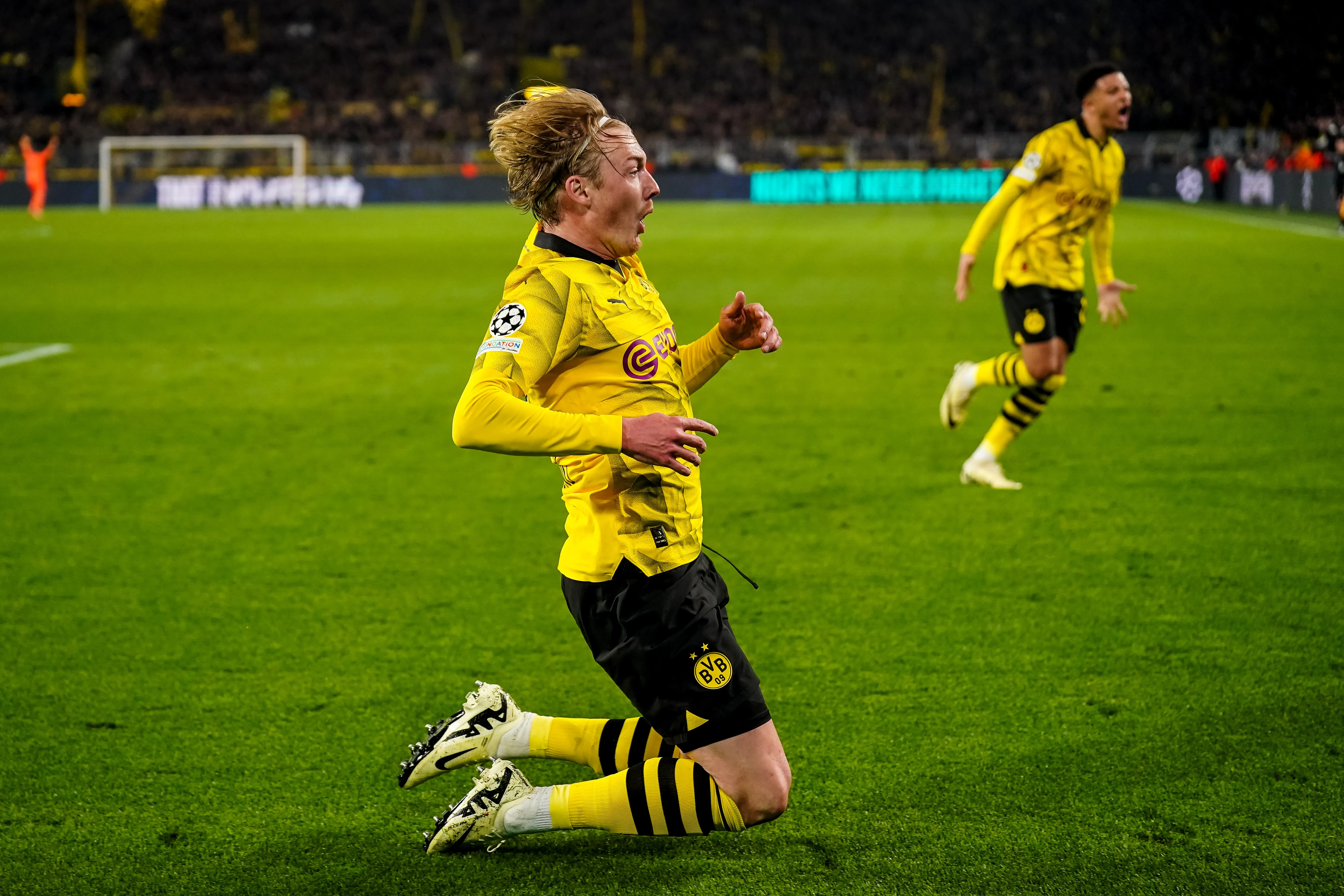 Боруссия переиграла ПСЖ в первом матче Боруссия переиграла ПСЖ в первом матче