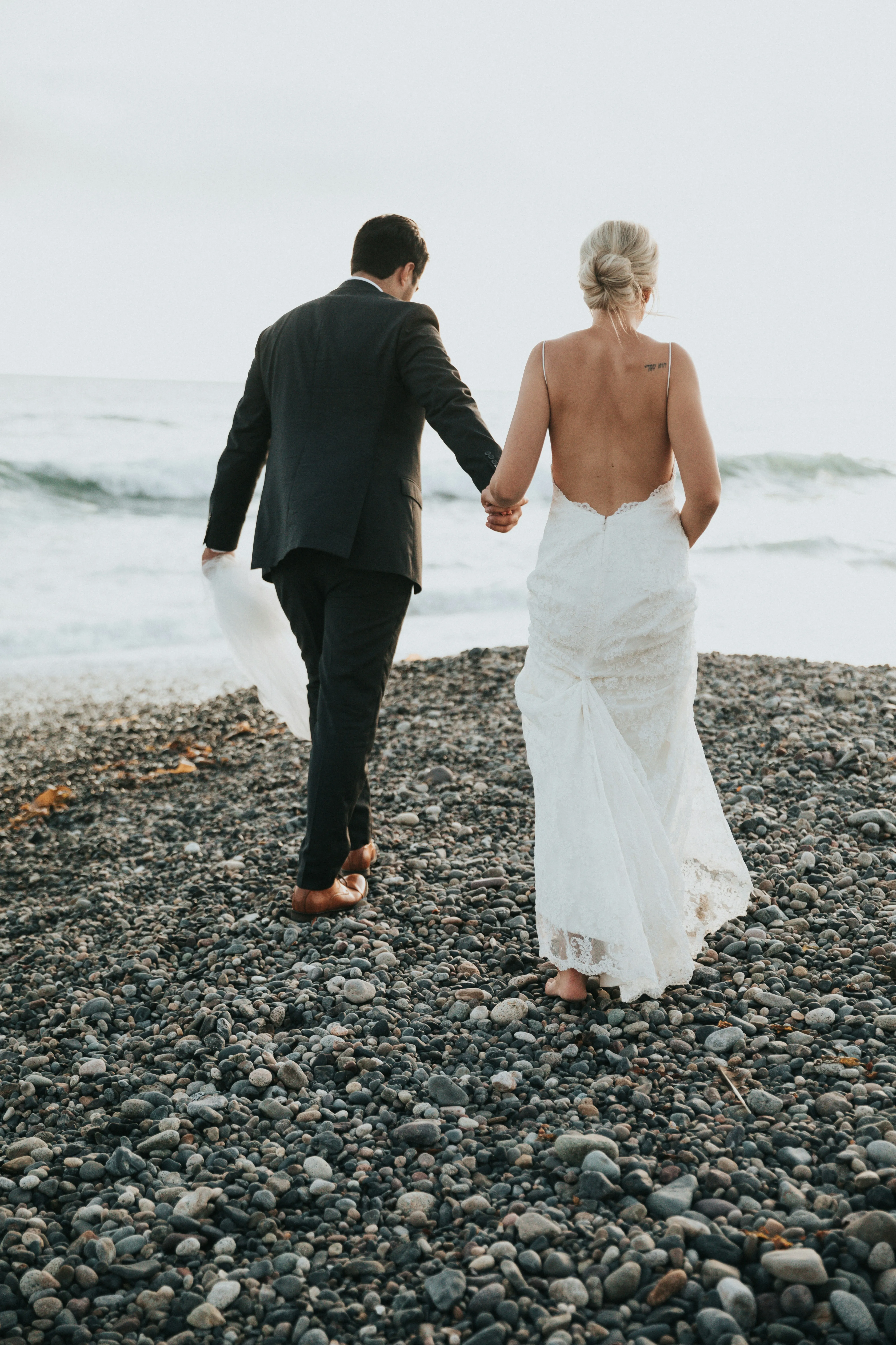 На Сардинии теперь можно будет жениться без одежды