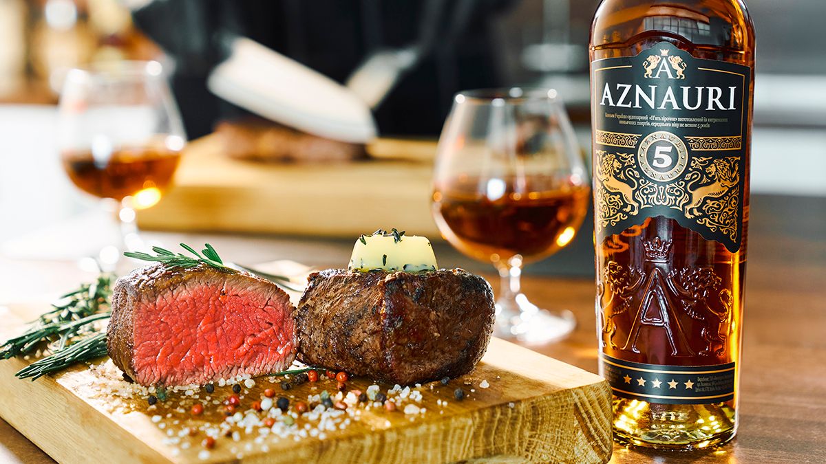 Сезон барбекю с AZNAURI: 3 лучшие сочетания стейков и коньяка для самых требовательных гурманов - 24 Канал Сезон барбекю с AZNAURI: 3 лучшие сочетания стейков и коньяка для самых требовательных гурманов - 24 Канал