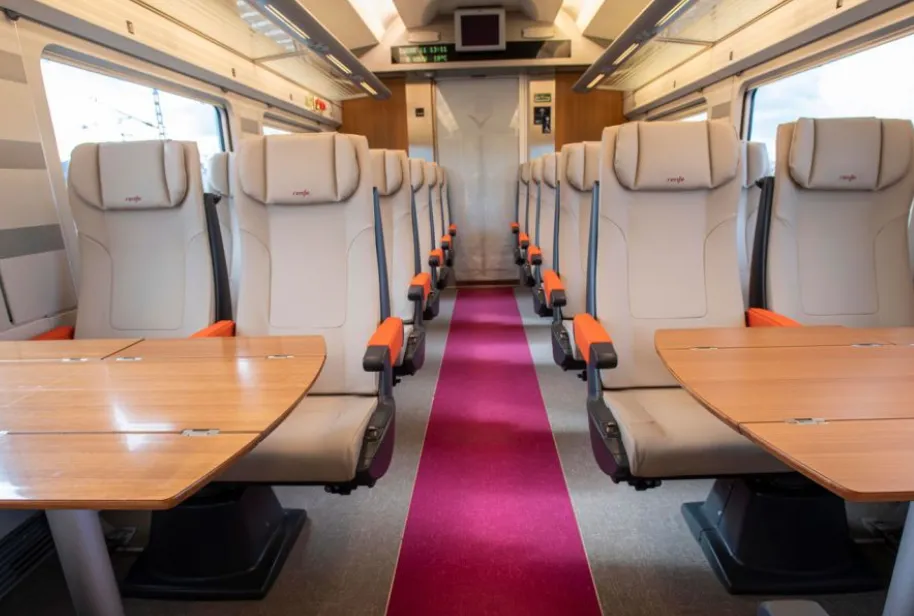 Вагони потягів Avlo Вагони потягів Avlo