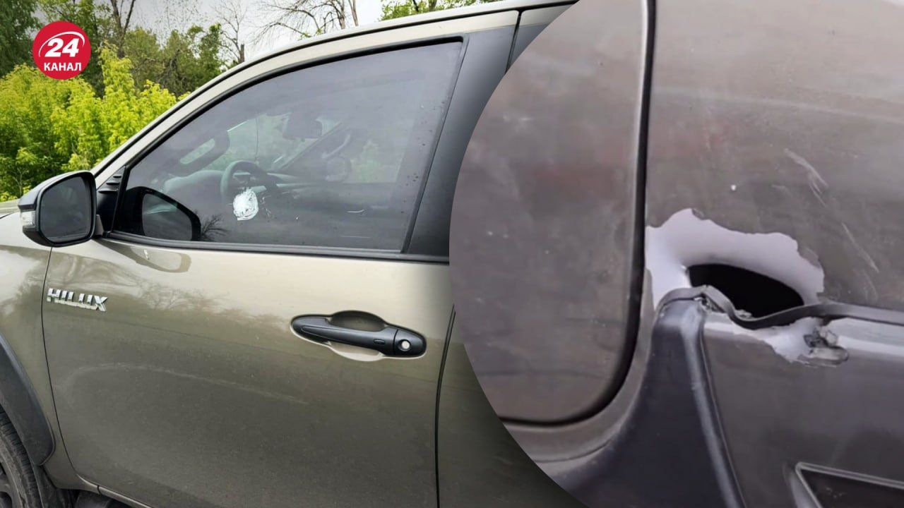 У Вовчанську евакуаційне авто поліції потрапило під обстріл - 24 Канал У Вовчанську евакуаційне авто поліції потрапило під обстріл - 24 Канал