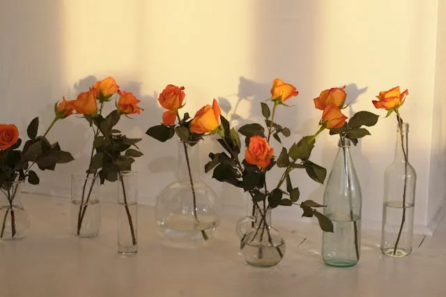 Троянди у вазі