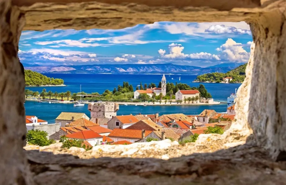 Острів Віс у Хорватії Острів Віс у Хорватії