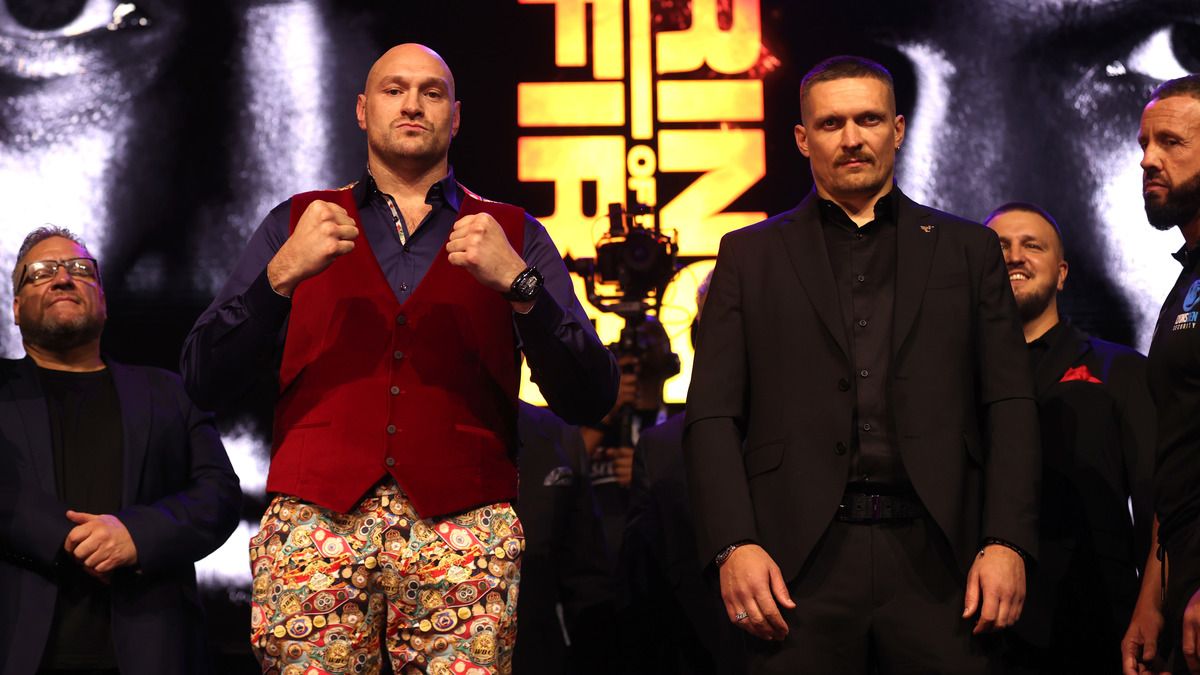 Усик - Фьюри - Папа Римский благословил чемпионский пояс WBC - видео