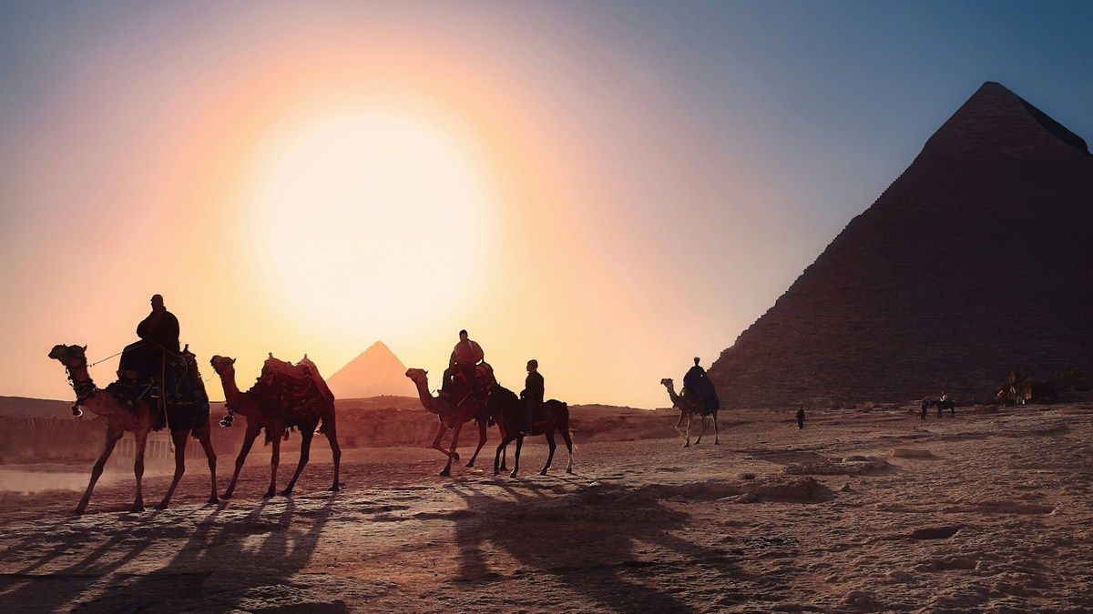 Археологи нашли давно высохший рукав реки Нил, который мог помогать в строительстве пирамид