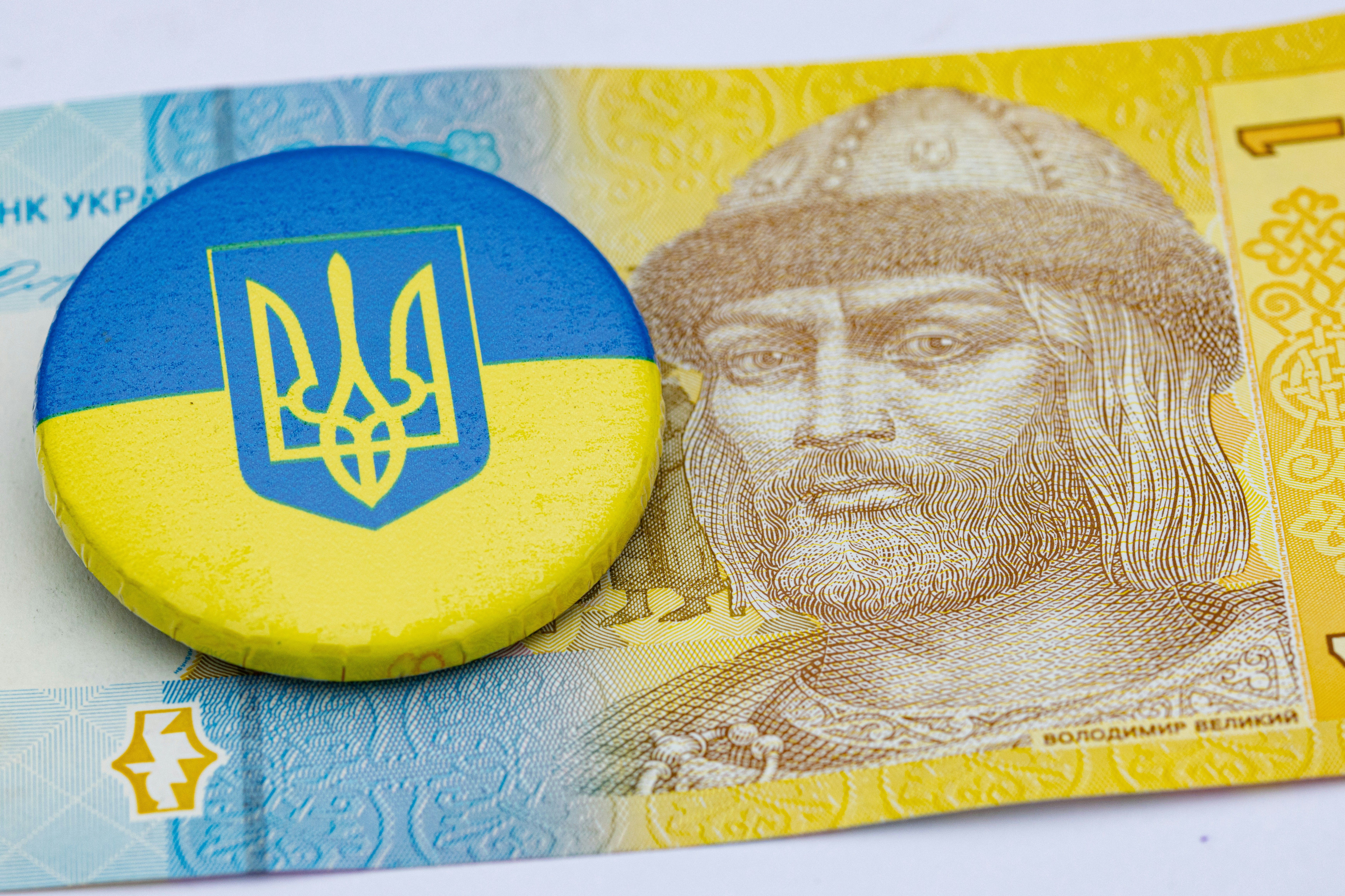 Курс долара 17 травня - Нацбанк визначив вартість - долар впав в ціні Курс долара 17 травня - Нацбанк визначив вартість - долар впав в ціні