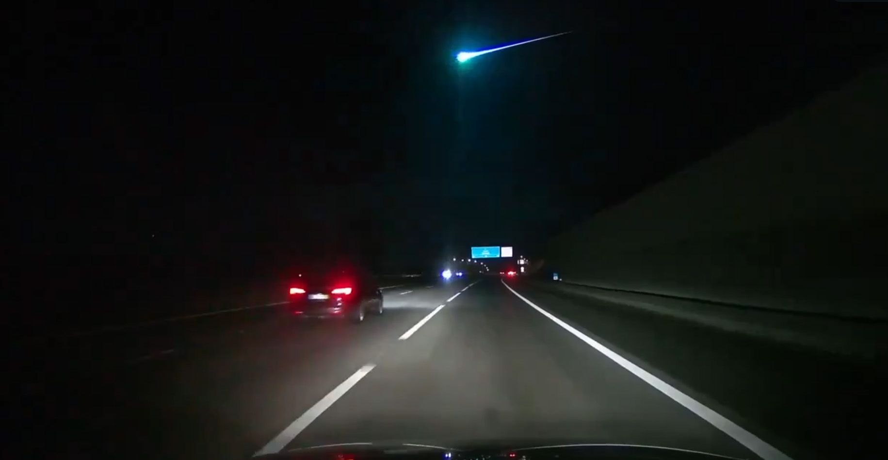 Над Португалией пролетел метеор Над Португалией пролетел метеор