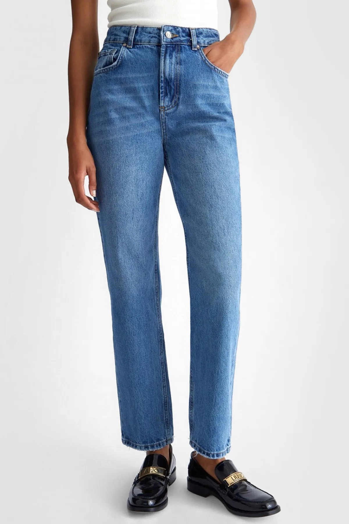 Актуальні джинси на літо 2024 Актуальні джинси на літо 2024