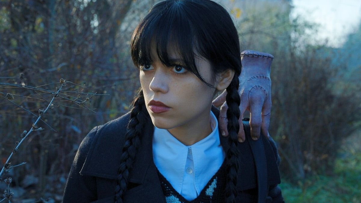 Сериал "Венздей"