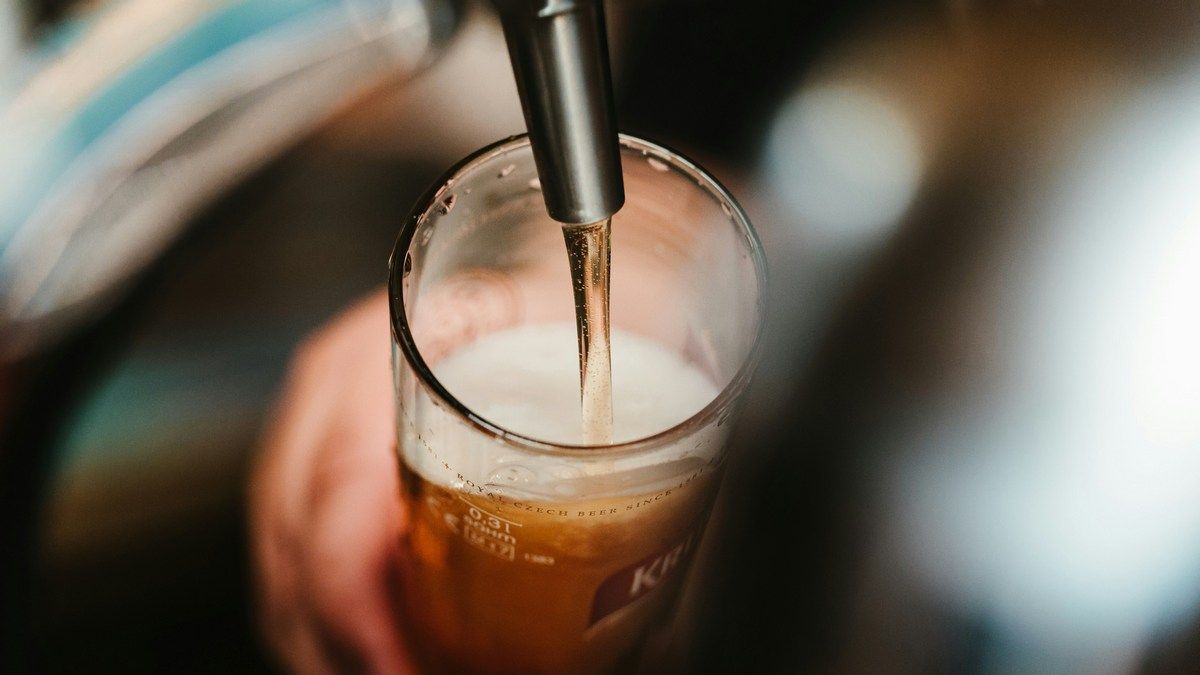 З дріжджів бджіл-убивць Намібії зварили пиво З дріжджів бджіл-убивць Намібії зварили пиво