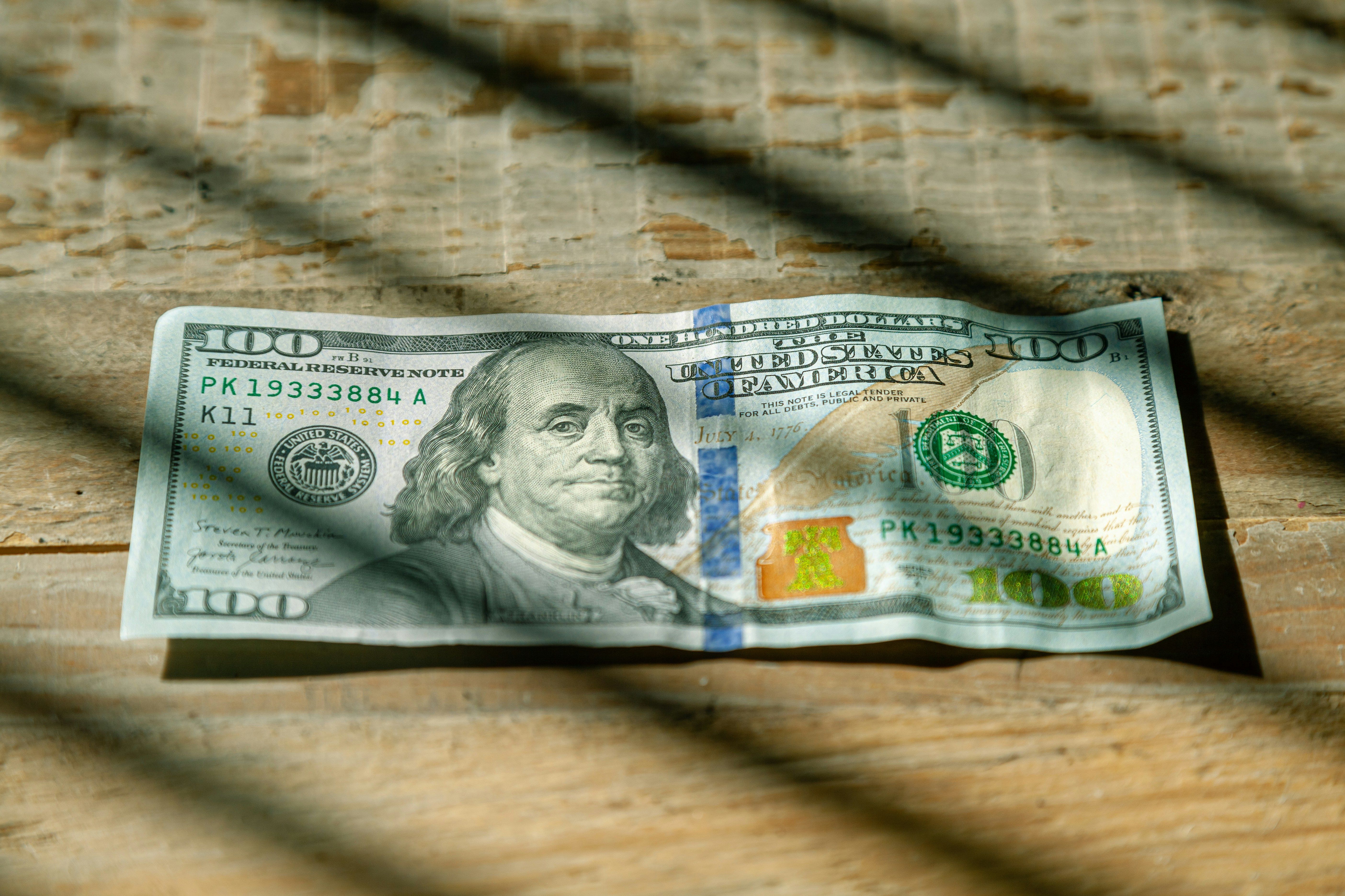 Доллар от НБУ 22 мая - какой курс сегодня - будет ли дорожать валюта