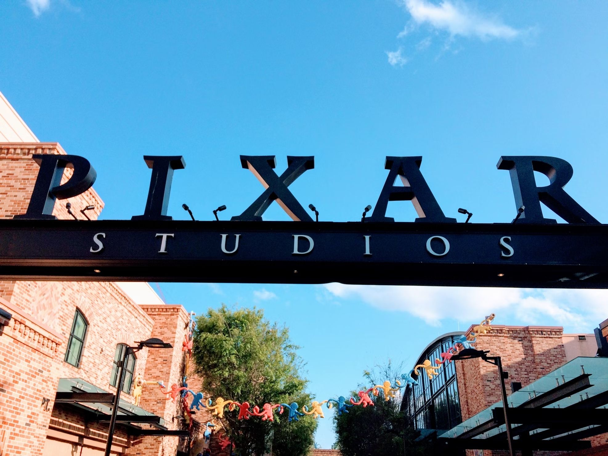Pixar скоротить частину штату