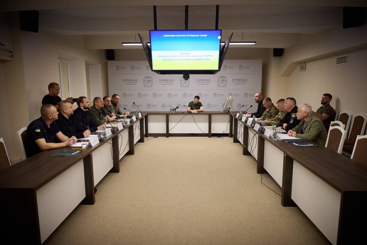 Зеленский провел совещание в Харькове
