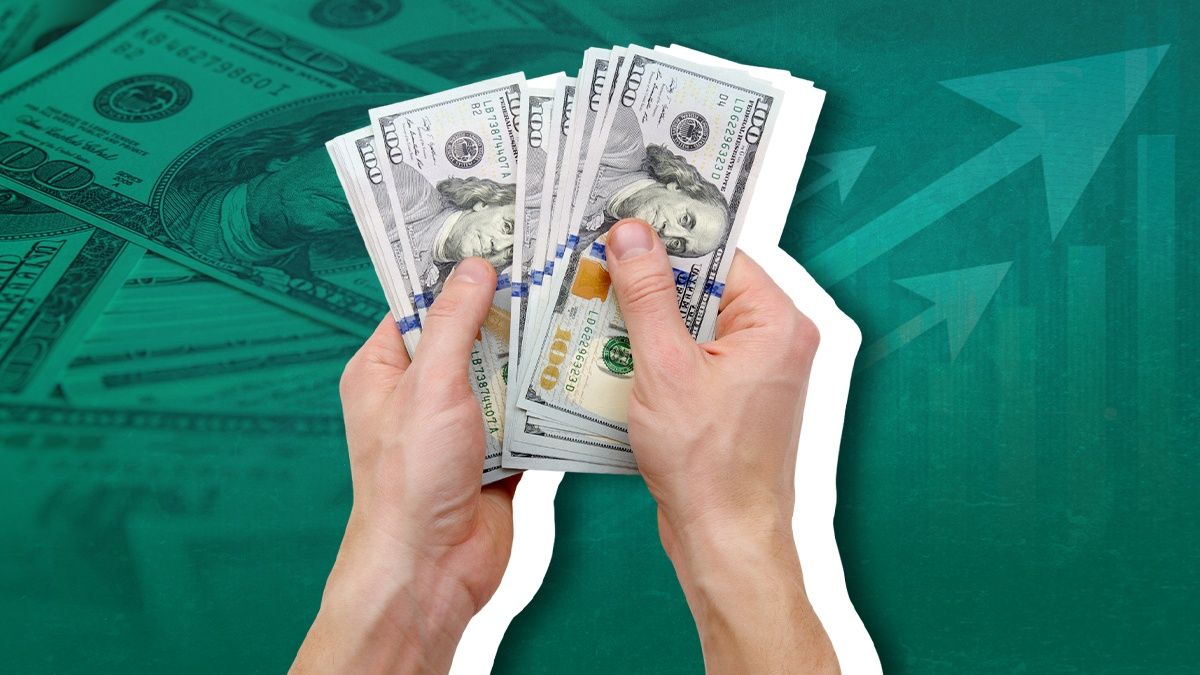 Будет ли доллар по 42 гривны - какой курс будет летом - стоит ли покупать валюту сейчас Будет ли доллар по 42 гривны - какой курс будет летом - стоит ли покупать валюту сейчас