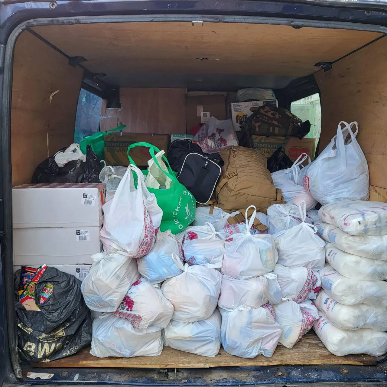 Гуманитарная помощь гражданским Гуманитарная помощь гражданским