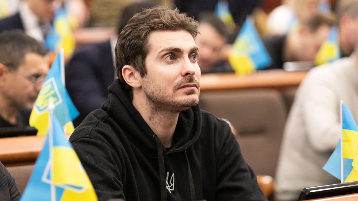 Дмитро Білоцерковець розповів про нову ініціативу фракції "УДАР Віталія Кличка" у Київраді Дмитро Білоцерковець розповів про нову ініціативу фракції "УДАР Віталія Кличка" у Київраді